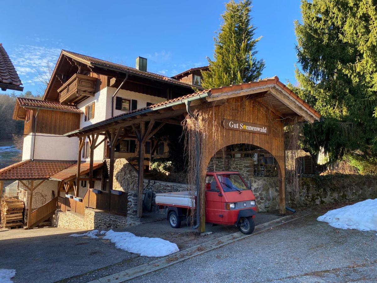 Gartenwohnung Im Gut Sonnenwald Schöllnach Екстериор снимка